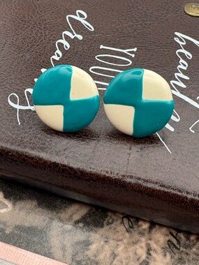 Vintage Teal Cream Geometric Stud Earrings Retro 80s Color Block